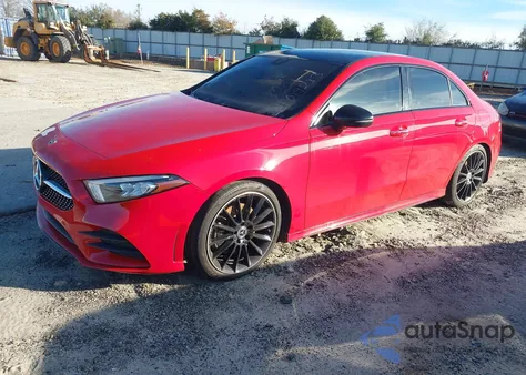 2019 Mercedes-Benz A 220 из США, поврежденный, VIN WDD3G4EBXKW019283